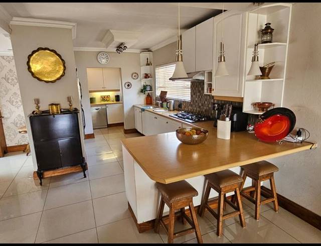 4 BEDROOM HOUSE FOR SALE IN RANDHART